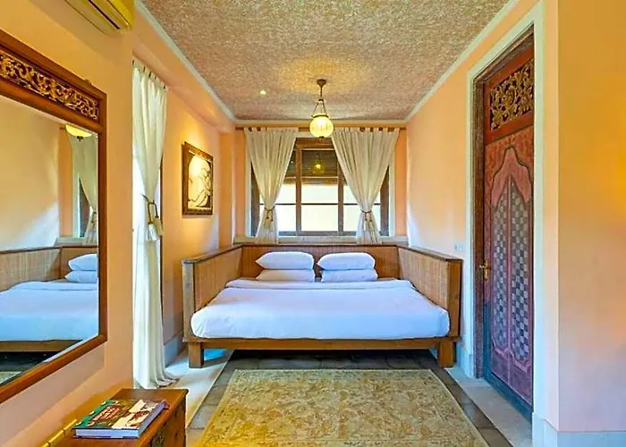 Villa Casugraha 4 Bedroom Private Pool Zn39