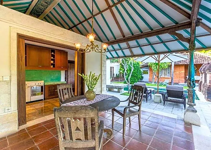 Casugraha 4 Bedroom Private Pool Zn39 Villa Pesanggaran