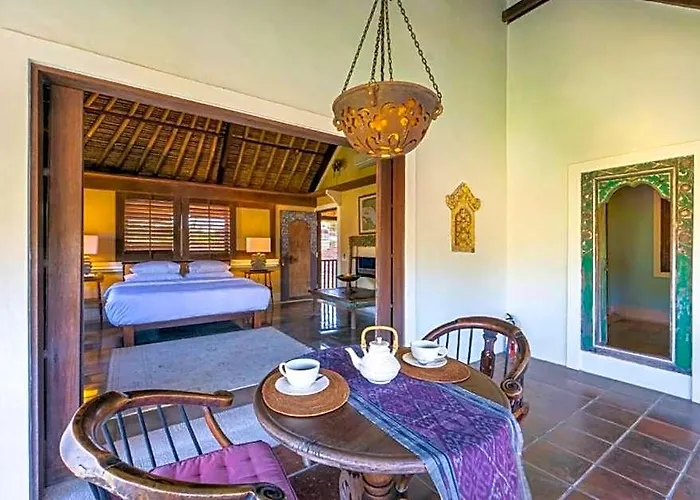 Casugraha 4 Bedroom Private Pool Zn39 * Pesanggaran